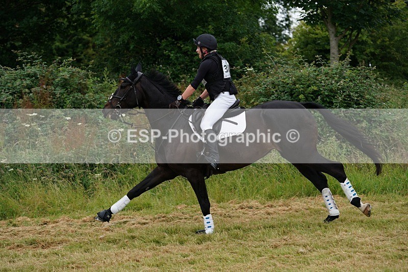 240630X-111222-6128 - 302-Molly_Frampton-OBSIDIAN_ROYALE