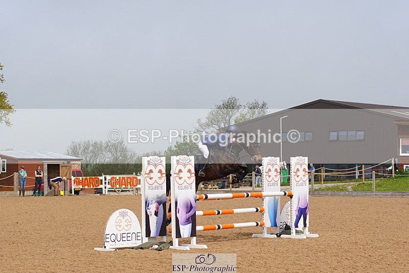 230514A-103302-02146 - Cls 35+36 138 +128cm