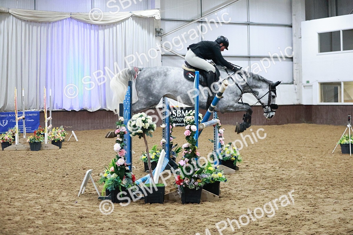 SBM_004646 - Class 17 - Senior Newcomers - 1.10m