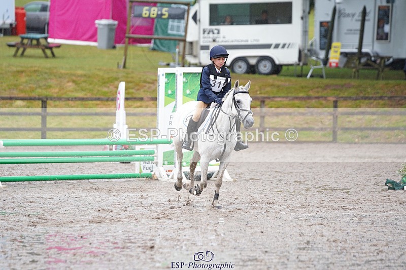 240824X-084902-20432 - 70cm Round 1 8.30 to 9.30