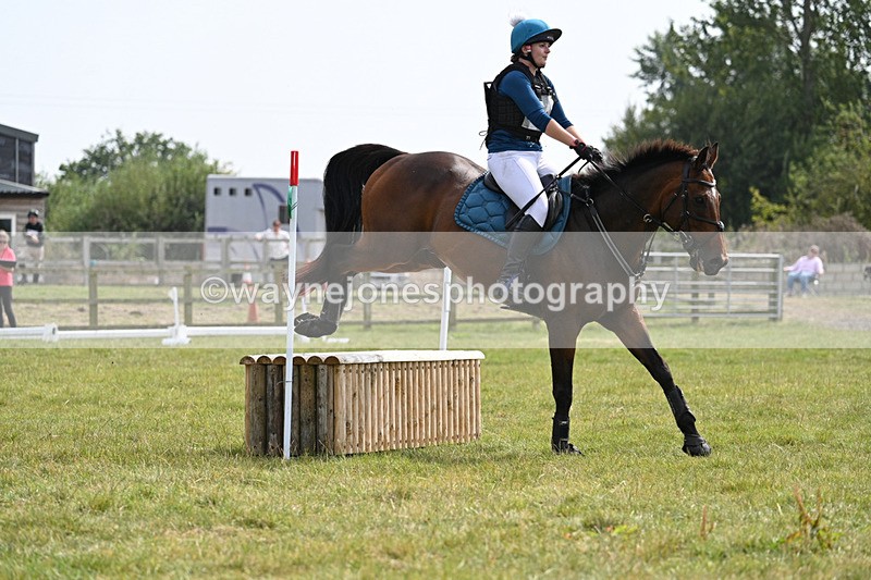 WJ7_7458 - 60cm XC Time 13:54 to 14:20