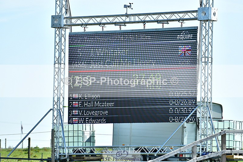 230720A-090823-01590 - Cls 1, 2 Star Small 1.30m