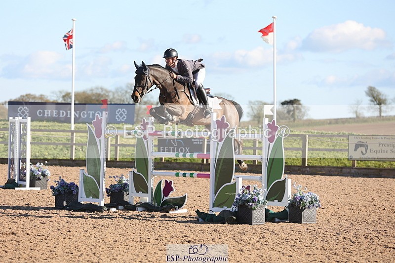 240419A-172754-09804 - Cls 10, 2 Star Big Tour 145cm  Break to End