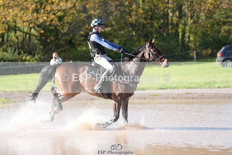 251024A-125226-10839 - B-142-Harry.Hodge