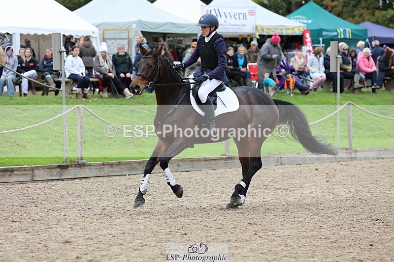 251026A-125230-24892 - G-551-Helen.Daly