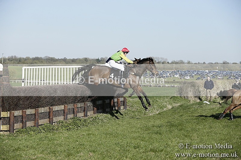 PtP 250317 398 - V.W.H. Hunt Point-to-Point Siddington 25/03/17