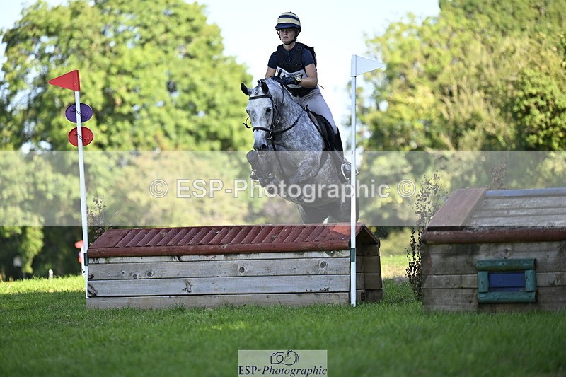 240811A-170221-06699 - 457-