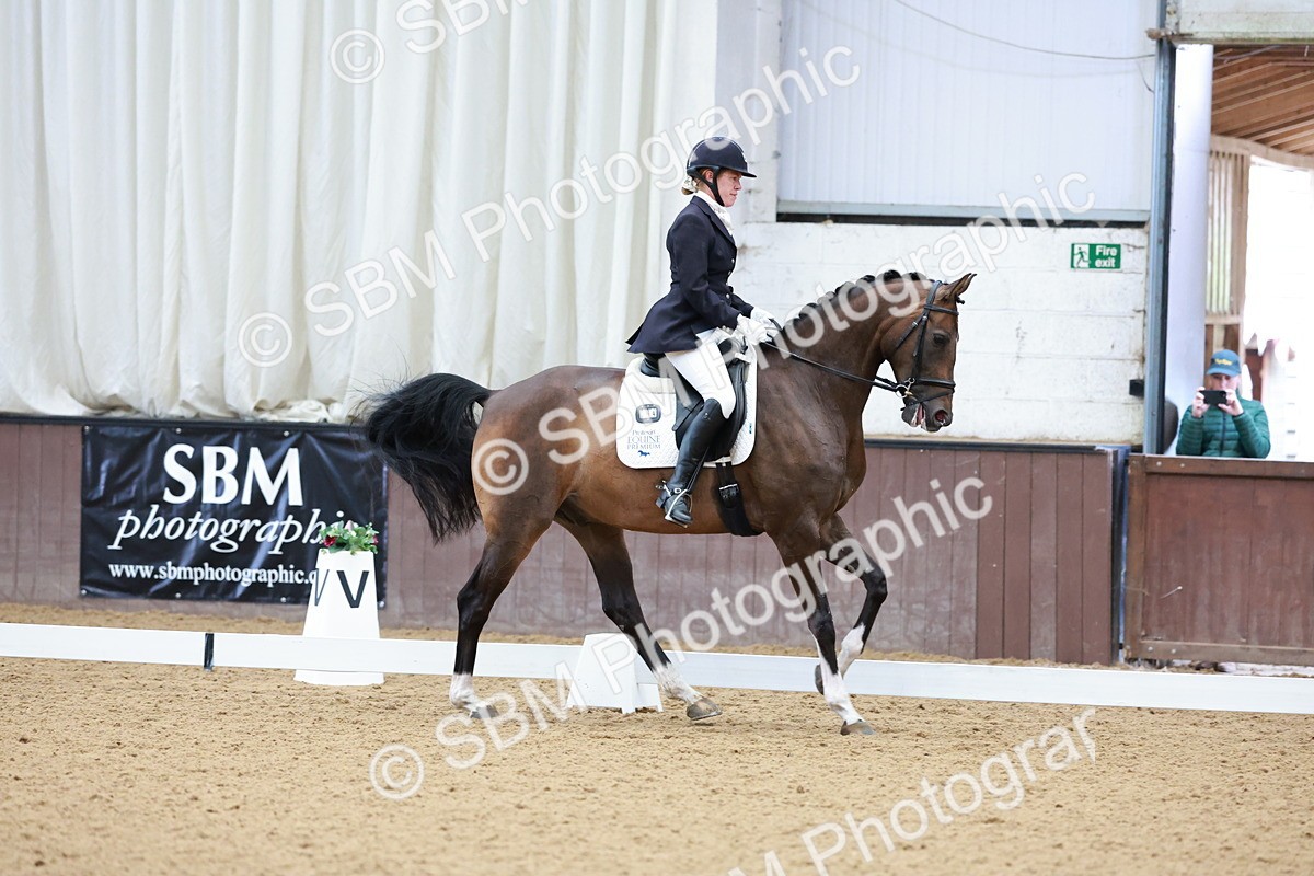 SBM_005955 - Class 3 - Medium 6 - 14.40-15.52