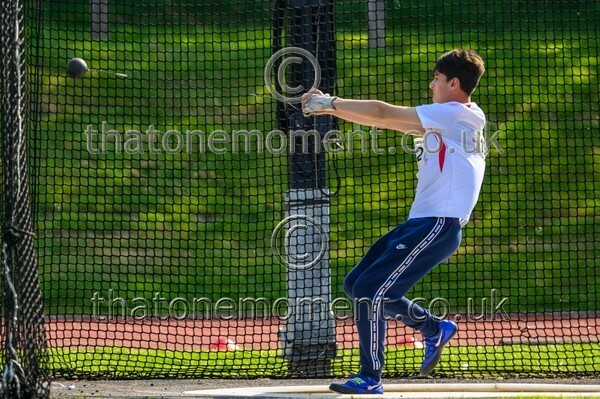 East25Sun-928837 - Field Male