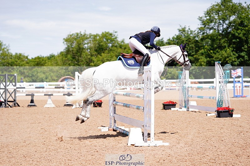 240629A-120802-05206 - Cls 18 Newcomers and 1m Open