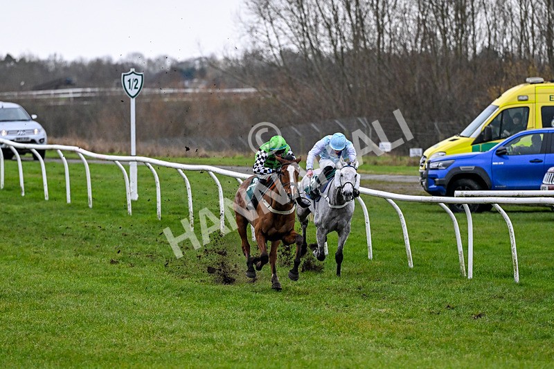 210126-Race 1-Ladronne-3256 - Race 1