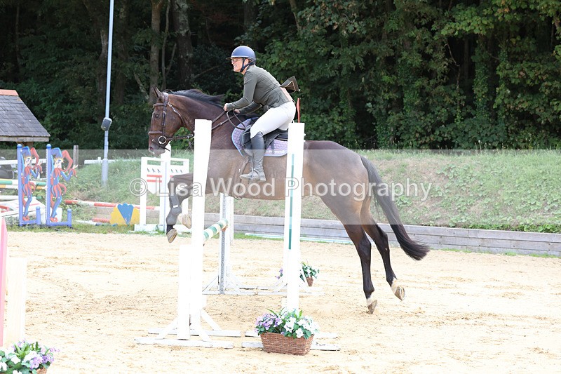 3E7A3373 - Class 4: Senior British Novice/90cm open