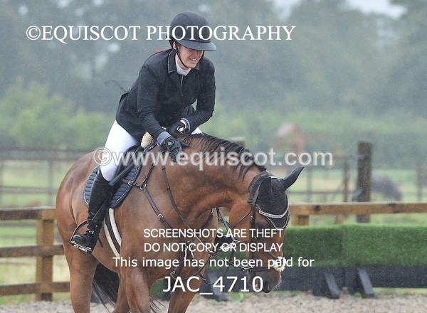 JAC_4710 - CLASS 14 SUN Senior British Novice/ 90cm Open