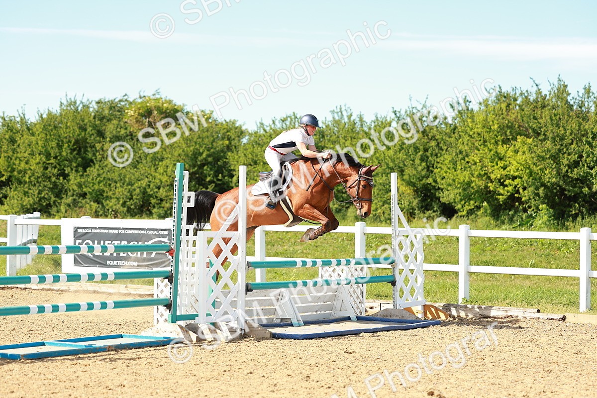 SBM_002888 - Class 4 - Senior Newcomers - 1.10m