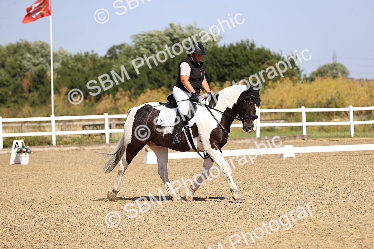 SBM_009243 - Novice 5 - 9.50-10.53