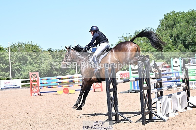 250712-120903-00516 - Cls 10 1.05m Amateur Qualifier