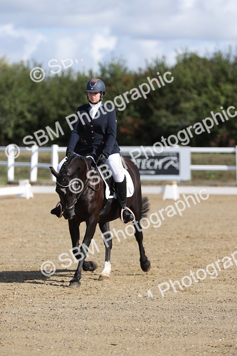 SBM_001242 - Class 2 - Intro 4 Champs - 9.44-10.38