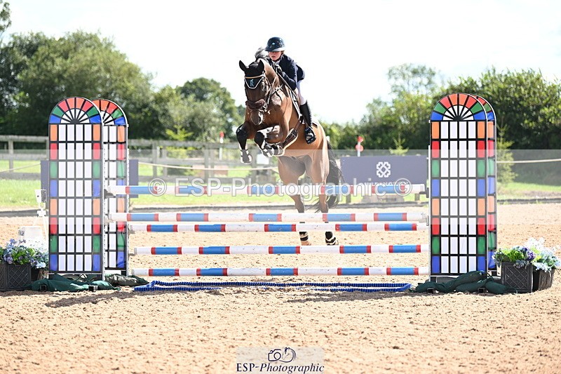 240913A-122518-04357 - Cls 15 Snr Foxhunter