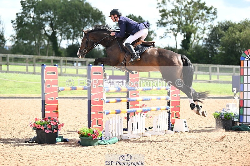 240913A-124043-04403 - Cls 15 Snr Foxhunter