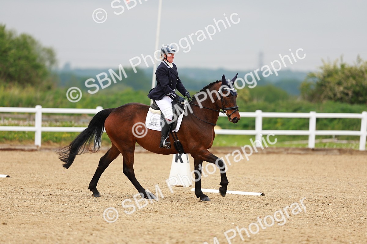 SBM_004647 - Class 15 - Novice 5