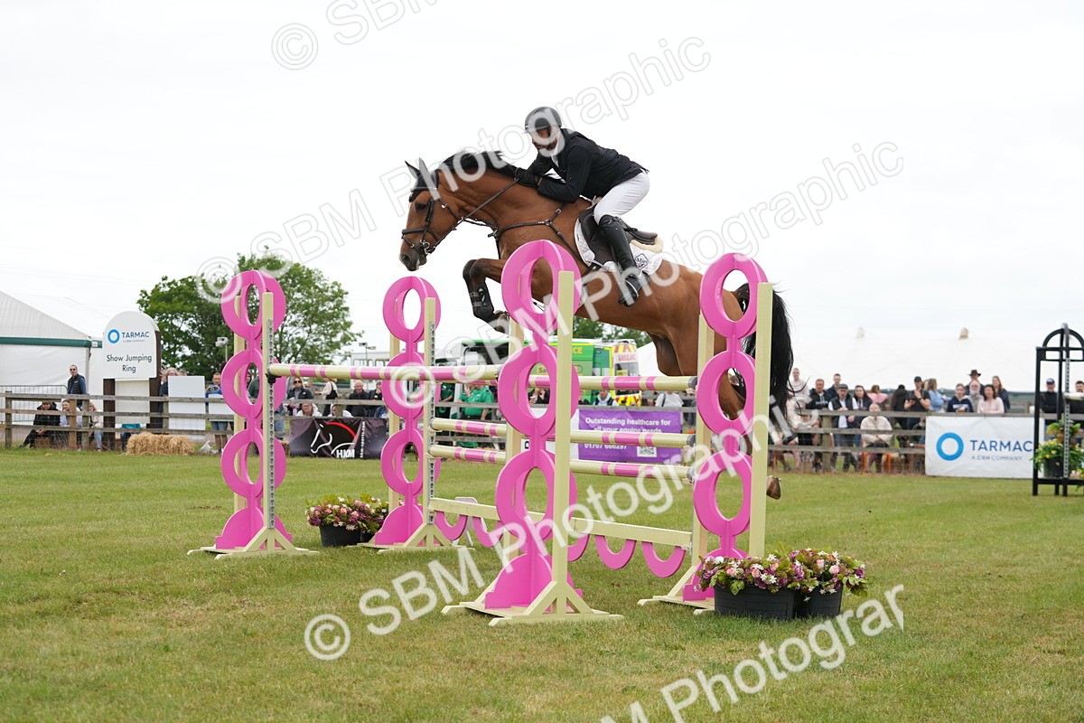 SBM_06414 - Class 202 - National 1.40m Open