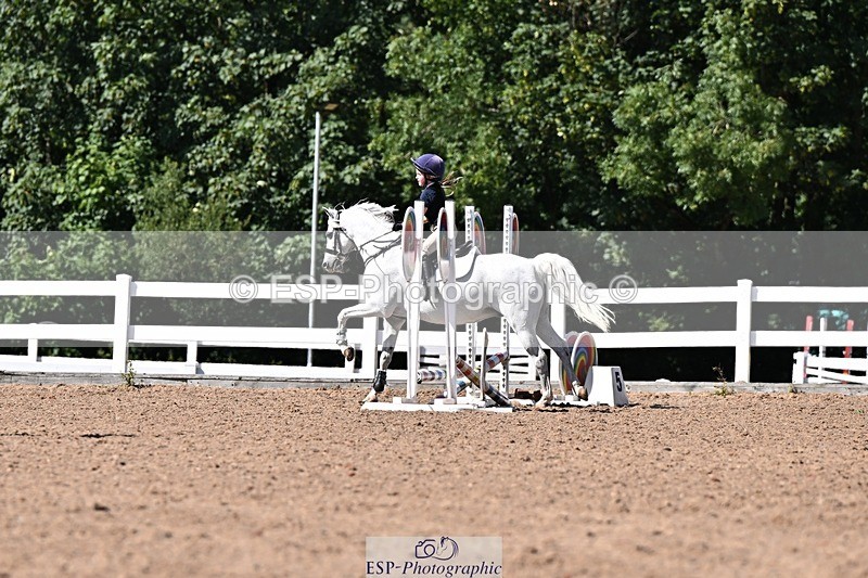 260707-161049-00017 - Clear Round 40cm and 50cm