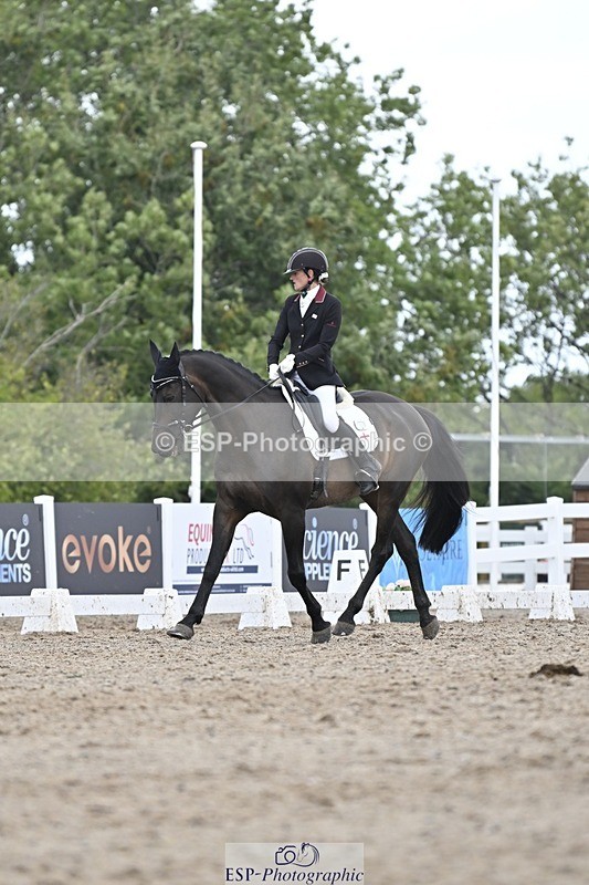 250907-140530-08623 - 100-Adele.RonchettiFamily.Affair