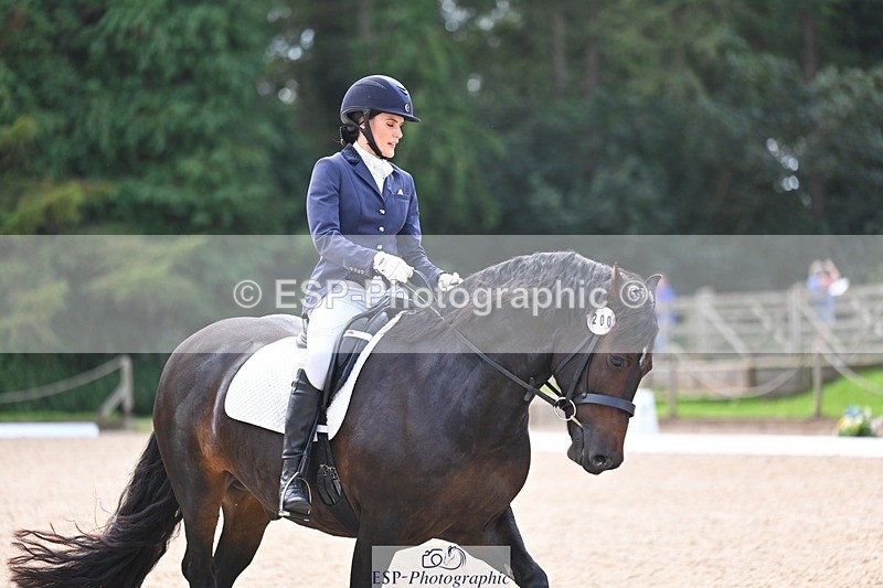 240809-141147-01801 - 200-Rebecca.Ezra-Maesmynach.Mr.Sam