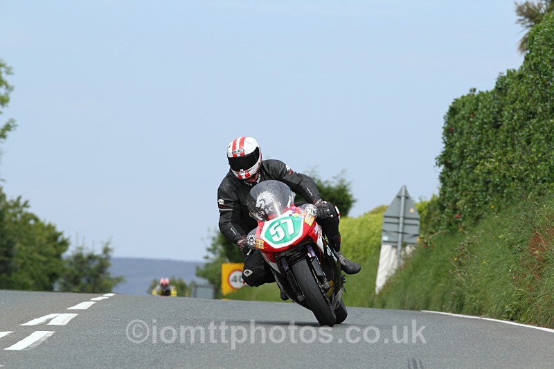 Wayne Axon - Bennetts.co.uk Lightweight TT