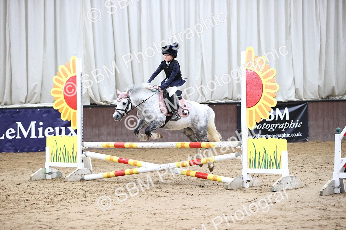 SBM_001395 - Class 5 - Henlow Veterinary Hospital 70cm