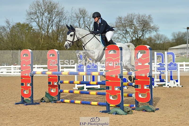 231111A-131624-02090 - Cls 12 Newcomers & 1.10m Open