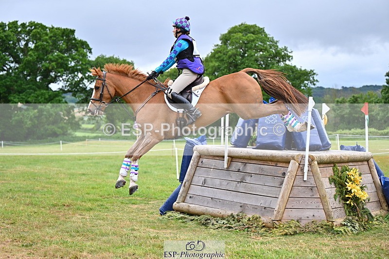 250524A-093733-08744 - A-006-Holly.Clarke-NICO