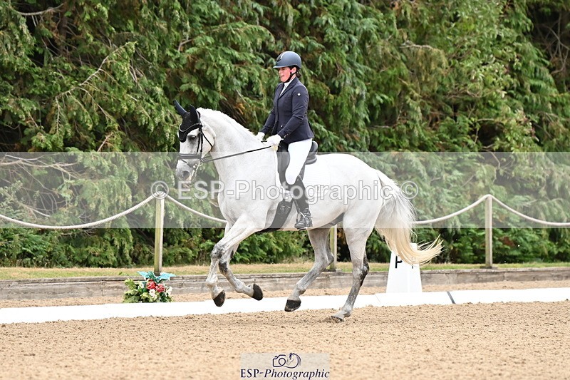 250808A-102445-00299 - 013-Stacey.Blunn-Diamond.Bobby