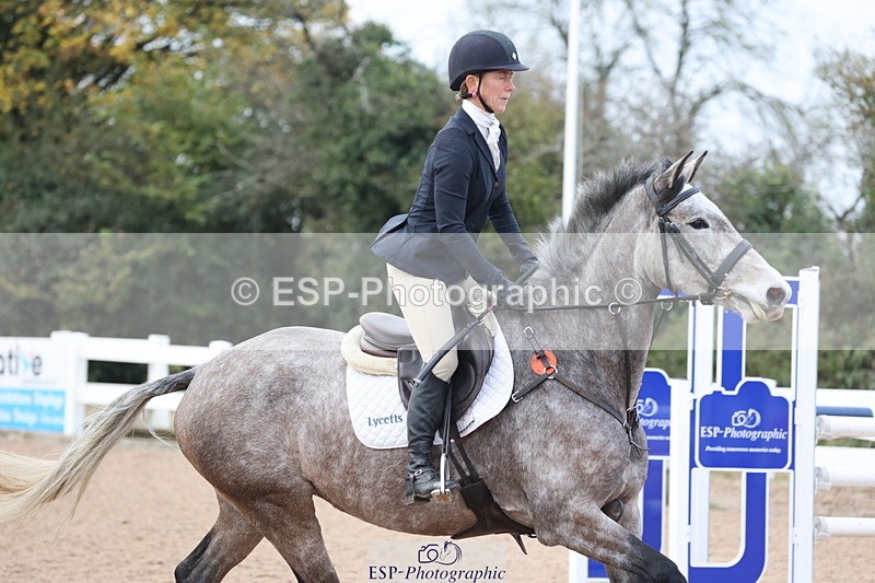 241101A-083323-00290 - FRI Cls 2 British Novice and 90cm Open