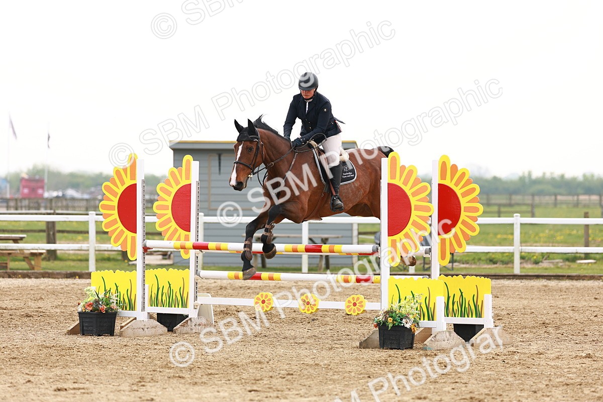  - Class 18 - Senior Newcomers - 1.10m