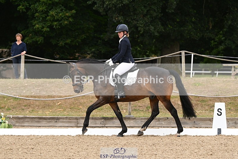 250720A-121205-10171 - 098-Becky.Littleton-Optical.Illusion