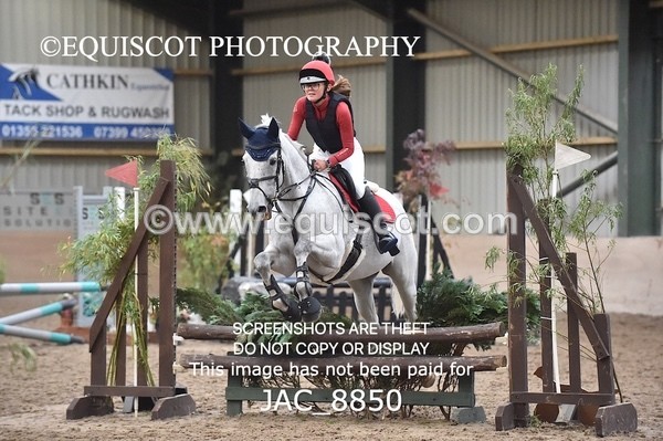 JAC_8850 - CLASS 3 ARENA EVENTING BE 70