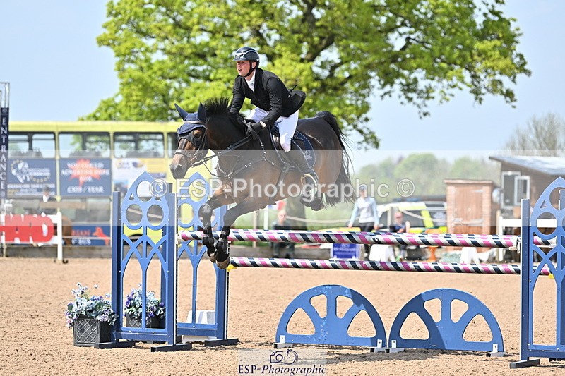 240511A-131410-13262 - Cls 35 Big Star 1st Jump Off