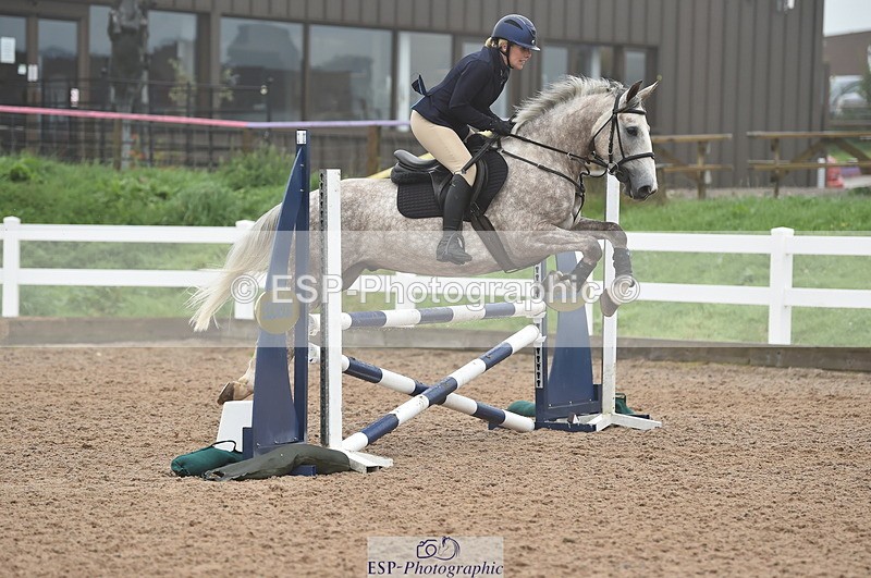 220829A-170808-00369 - 80cm Classes 5a 5b & 6