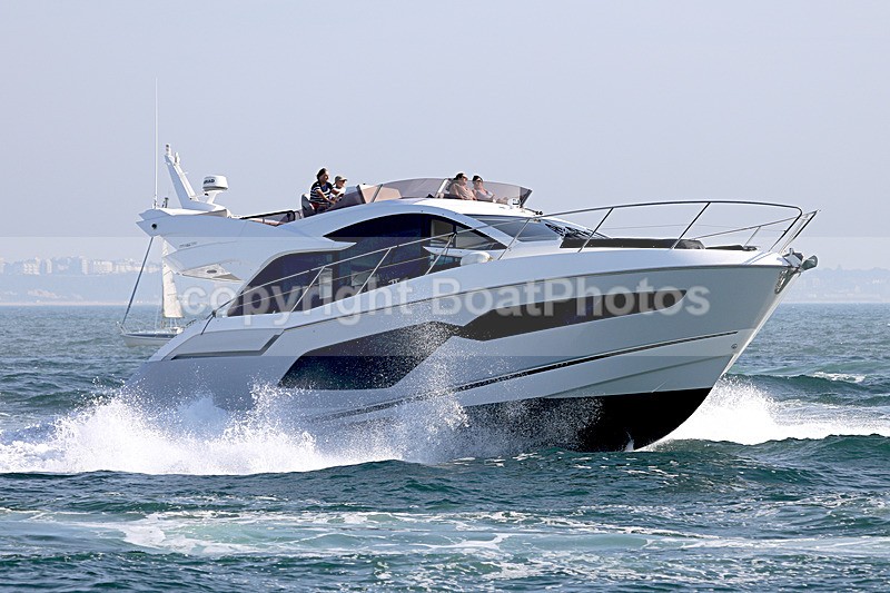 190824 UNNAMED SUNSEEKER MANHATTAN 1Y3A9054 - Flybridge Cruisers