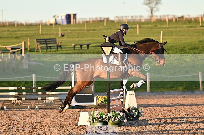 250401-191243-00925 - 90cm Classes