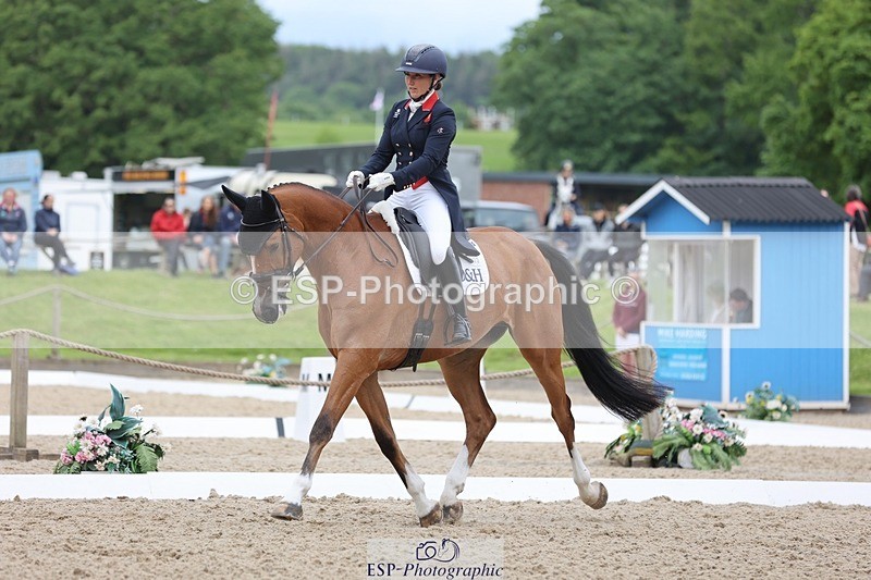 240524-092733-07170 - 255-BALANCERO-Laura_Collett