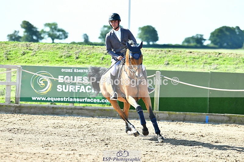 230720A-094643-01810 - Cls 1, 2 Star Small 1.30m