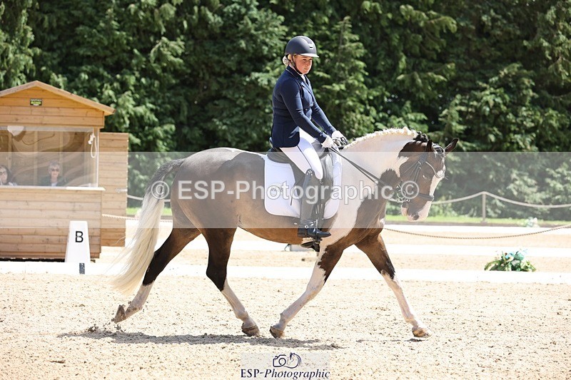 240721-131029-08711 - 228-Dominique_Kinnaird-Perry-Pallas_Vanquish