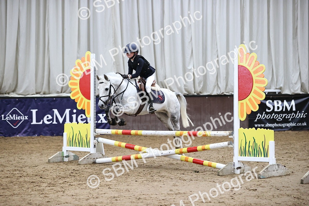 SBM_001476 - Class 5 - Henlow Veterinary Hospital 70cm