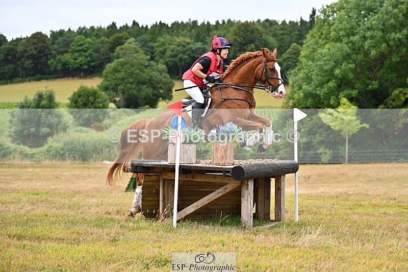 250803A-105101-10001 - L-506-Caroline.Dyer-CURRAGHGRAIGUE.QUEBEC