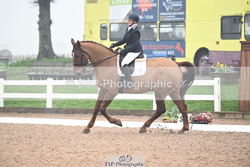 240217A-123032-02614 - 250-Jane.Coate-Evros.Z.Touch