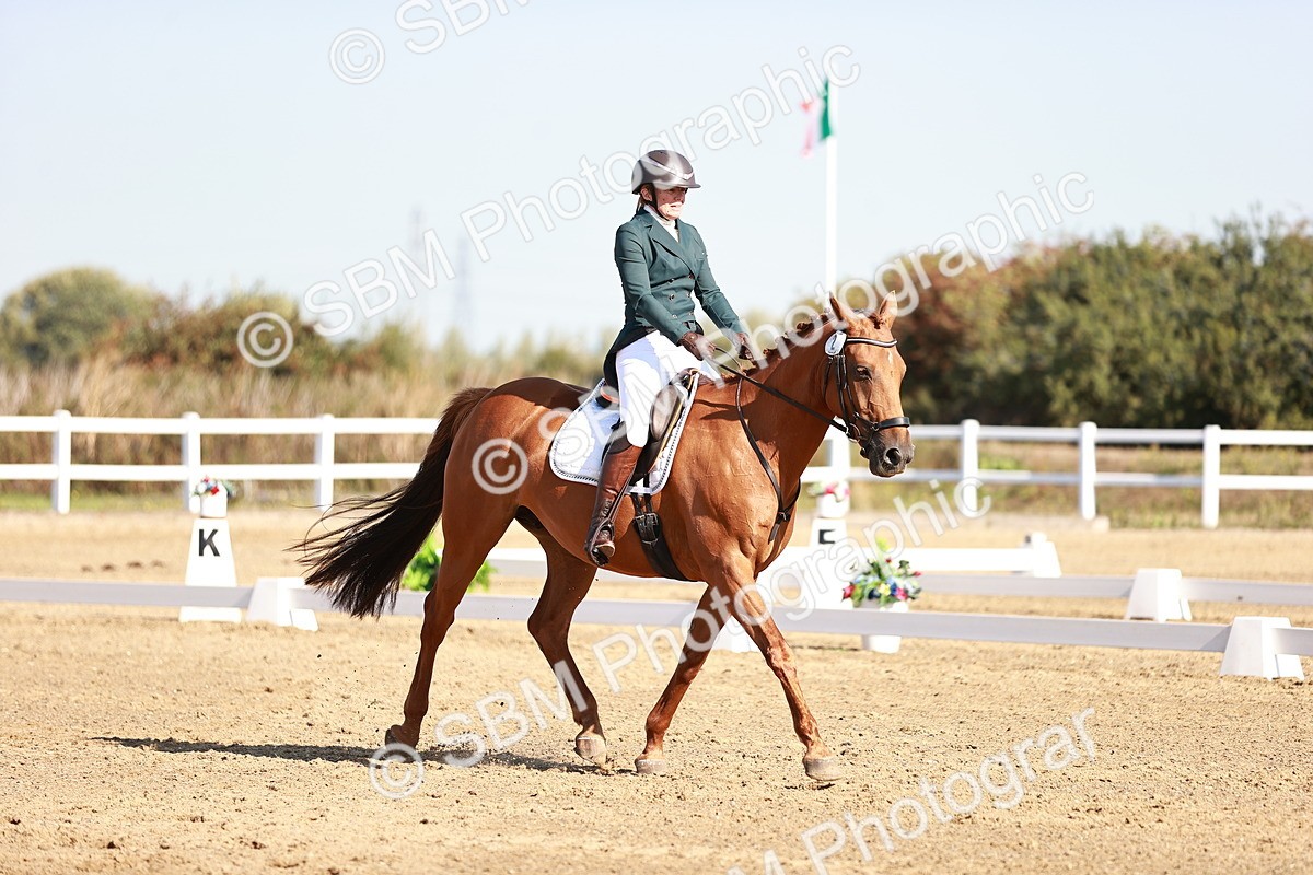 SBM_004368 - Class 12 - Novice 5 - 9.07-10.10