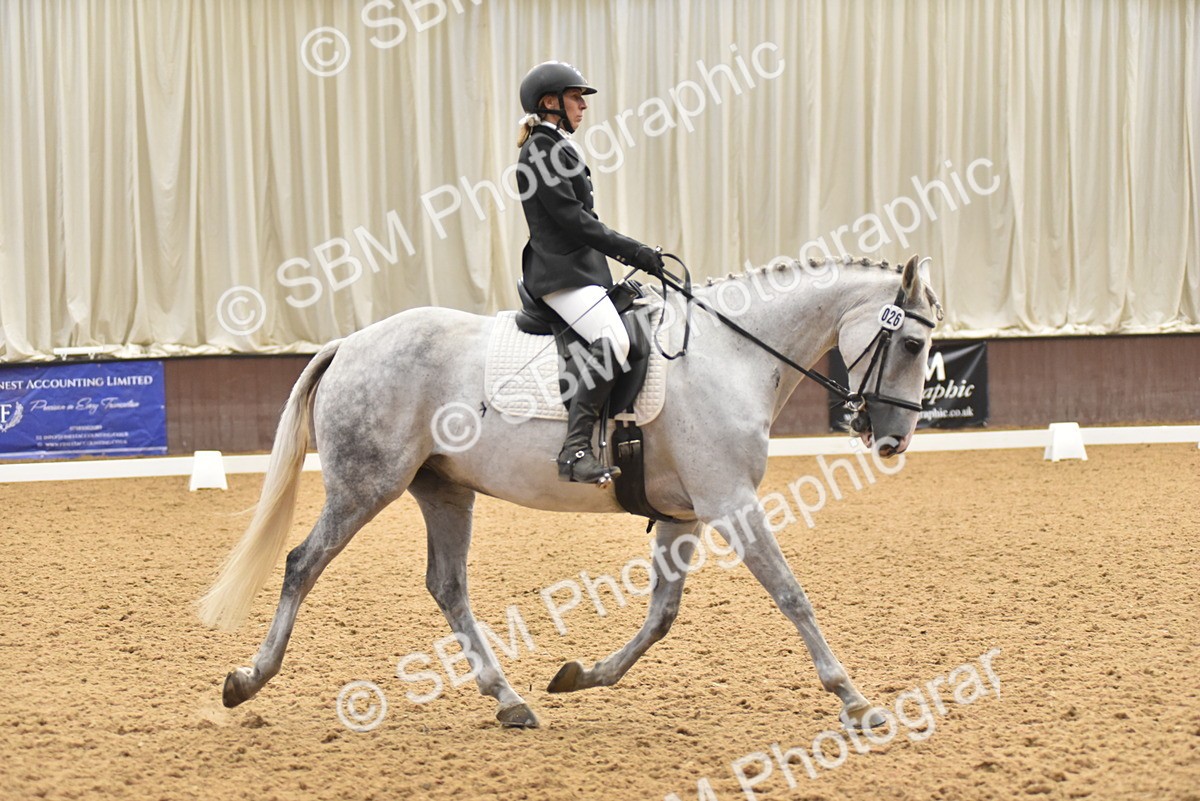 SBM_011037 - Class 8 - Novice 5