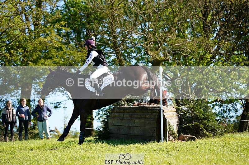 260419-102516-09260 - M-607-Jess.Coombes